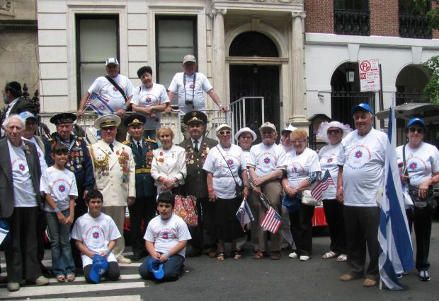 Участники парада "Салют Израиль" 2012 года